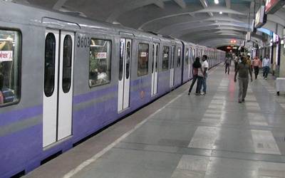 Kolkata metro20170613181208_l